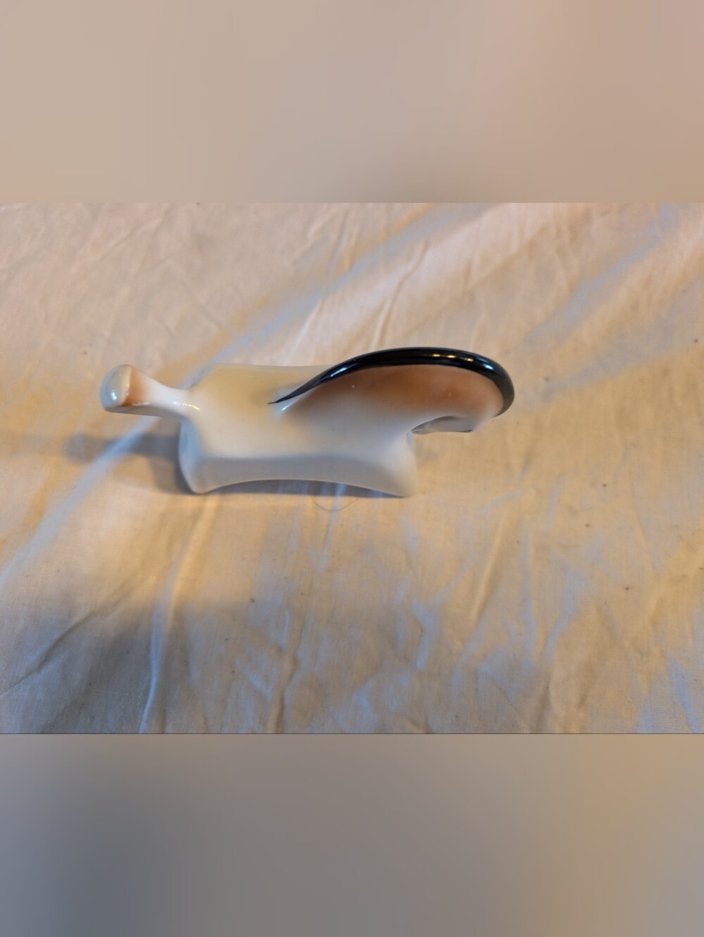 2/60$ Vintage Hollóházi Ceramic Horse Figurine in White, Brown and Black - Picture 2 of 7